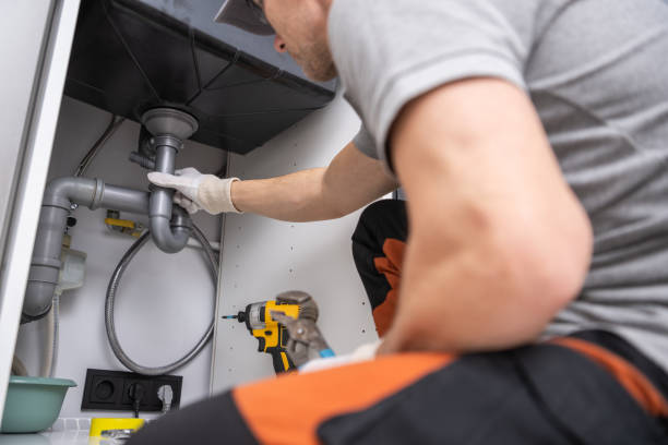 Best Faucet Repair  in Wolcott, IN